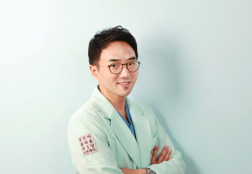 여드름색소침착, 흉터 레이저 치료가 도움될 수 있어