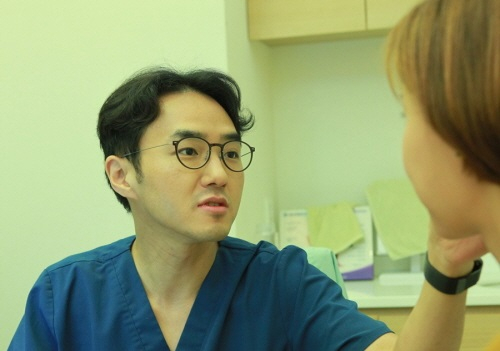 처진얼굴리프팅, 울쎄라 등 레이저리프팅이 도움될 수 있어