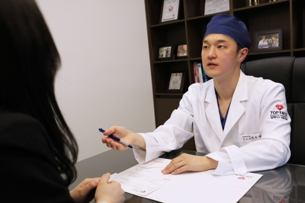 쌍꺼풀수술, 자연유착법으로 절개 없이 자연스러운 눈매 연출 가능