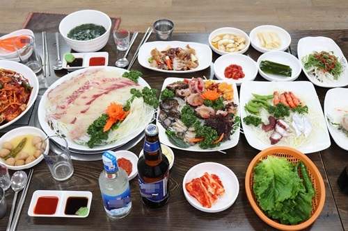 제주도 맛집 '월척수산', 신선한 해산물 부담 없이 즐길 수 있어
