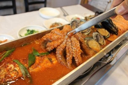 제주도 서귀포시 중문 맛집 '기원뚝배기' 특제양념 통갈치조림에 생전복 서비스
