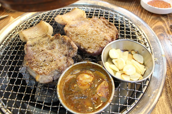 협재해수욕장 인근 가성비 좋은 제주 애월 맛집 '한라축산정육식당'