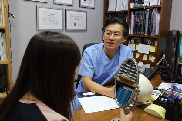 광대뼈축소술, 수술 전 충분한 상담을 받은 후 진행해야