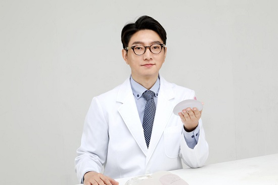 가슴성형, 보형물 선택 어떻게 해야 할까?