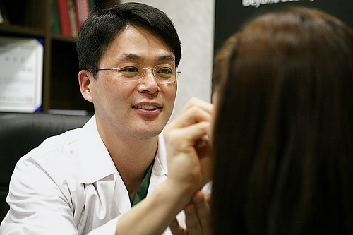 코끝성형 없이 하이코로 세련된 코로 개선 가능해