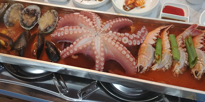 제주도 중문 맛집 '기원뚝배기' 제주산 문어통갈치조림에 생한치물회, 옥돔구이 무료제공