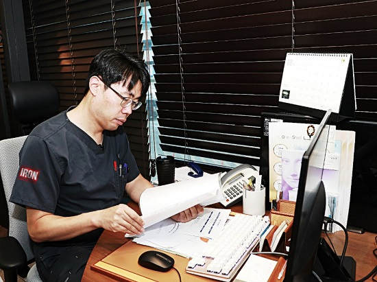 쌍꺼풀수술, 안검하수, 눈매교정 등 무분별한 수술용어 남용으로 과잉수술권유 없어져야