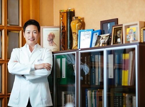 콜라겐주사 스컬트라, 콜라겐 생성 촉진으로 동안 얼굴 만들 수 있어