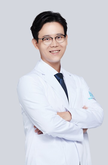 허벅지살 때문에 고민이라면? 지방흡입이 도움될 수 있어