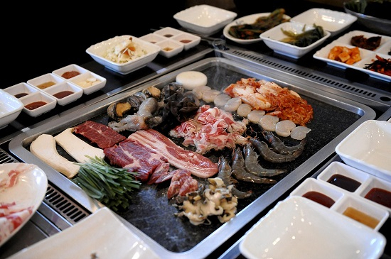 순천 맛집 '삼합한판', 순천 물빛축제 즐기고 신선한 해물삼합으로 건강 챙겨
