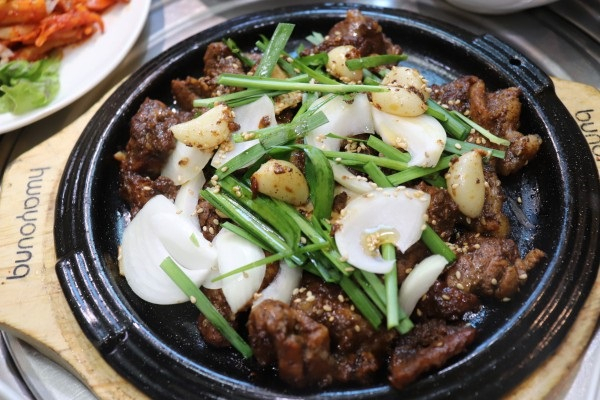 전통방식 그대로 맛보는 단양 맛집의 '고구려맥적구이'
