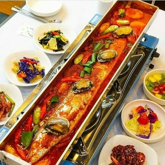 제주도 중문맛집 '기원뚝배기' 특제양념통갈치조림 먹으면 생전복서비스까지 '일석이조'