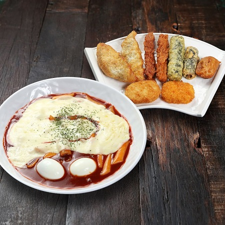 '내가진짜떡볶이다' 젊은 세대를 겨냥한 전략으로 예비 떡볶이 창업자들에게 주목 받아