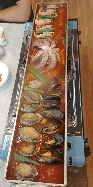 제주도 중문 맛집 '기원뚝배기' 문어통갈치조림 주문하면 생한치물회, 옥돔구이 서비스