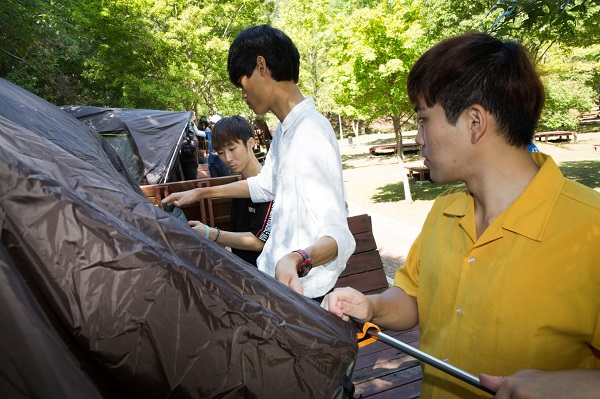 '학교 밖 청소년' 숲 치유캠프 열려