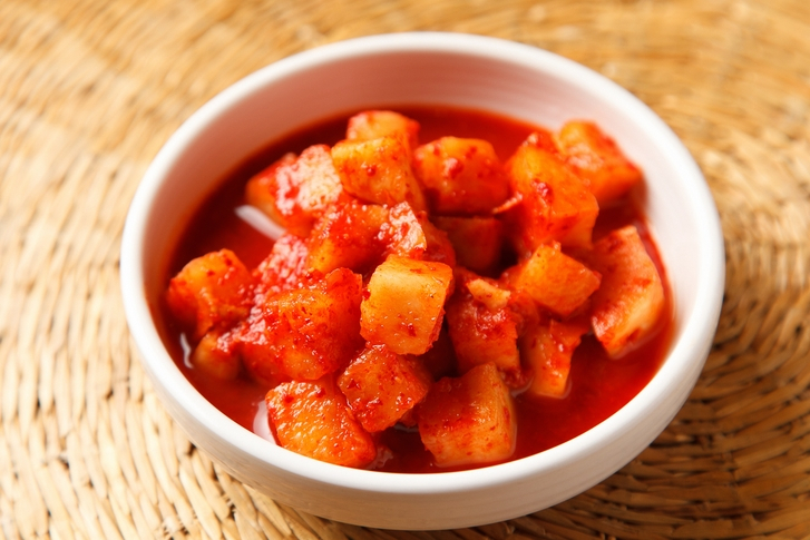[저녁메뉴추천] 매콤달콤하고 아삭아삭한 깍두기 맛있게 담그는 법