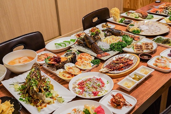 수원 만석공원 맛집, 숨어있는 회식장소로 주목받는 서란횟집, 왜?