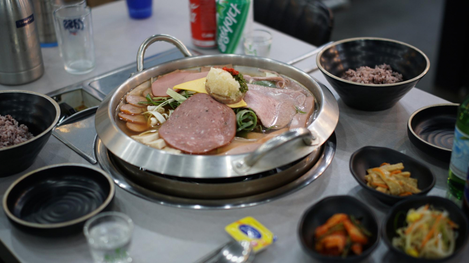 업종전환 창업 아이템으로 주목, 노하우를 아낌없이 전수 해주는 '9라파부대찌개'