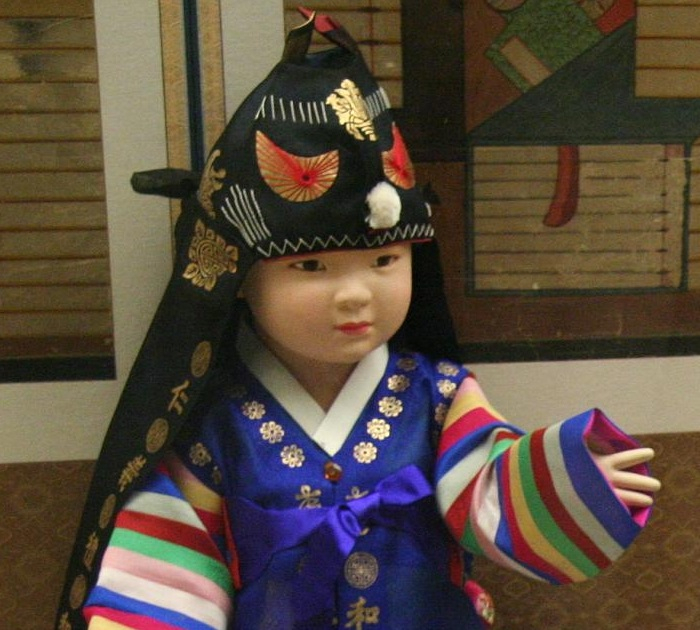 돌과 백일 뿐 아니라 일상생활에서도 입는 '남자아기한복'