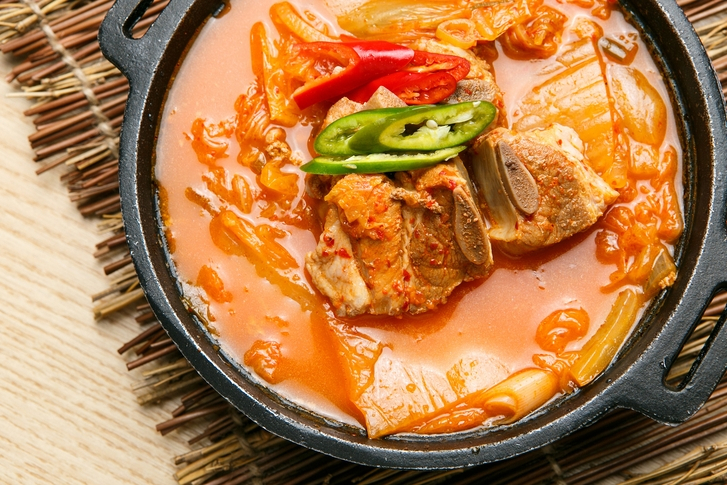 집에서 간편하게 만들 수 있는 꽁치 통조림 김치찌개 만드는 법