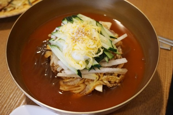 거제 맛집 '하면옥' 가을 별미 해물육수 냉면 선보여
