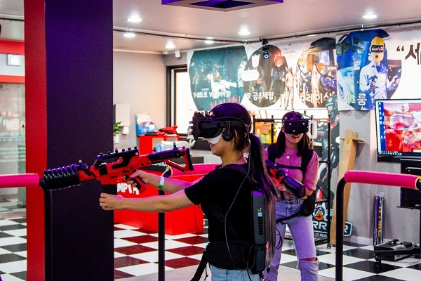 제주도의 특별한 여행코스를 찾는다면? 캠프VR
