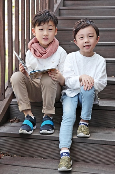 아동패션화보촬영에 나선 키아나엔터테인먼트의 어린이배우 '임제혁, 피정휼'