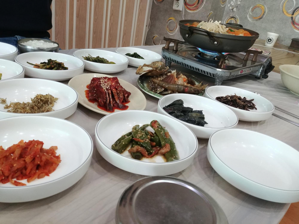 태안 안면도 가볼만한곳 '시골밥상' 10월 가을 여행에 적절한 게국지 원조 맛집
