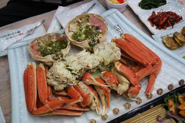 강릉가볼만한 곳 구경한 뒤 주문진항에서 즐기는 만찬, 선주직영 대게전문점 '대영유통'