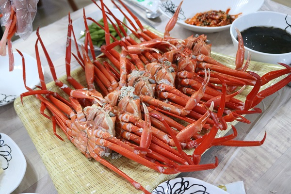 선주직판매 싱싱한 홍게를 무한리필로, '주문진홍게무한리필'