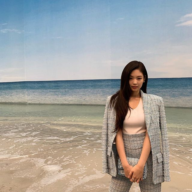 [스타☆톡]샤넬 레드뮤지엄에서도 빛나는 블랙핑크 제니…블랙핑크 제니 인스타그램으로 엿본 일상