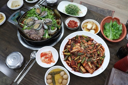 제주도 맛집 월척수산에서 제주도의 싱싱한 회를 가성비 최고로 즐길 수 있어