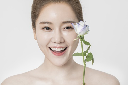 깊어지는 흉터, 넓어지는 모공 내게 맞는 피코레이저로 관리
