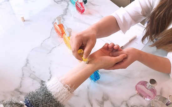 분당 힐링카페 지비지컬러인에서 컬러로 자존감 높이는 법을 배울 수 있어