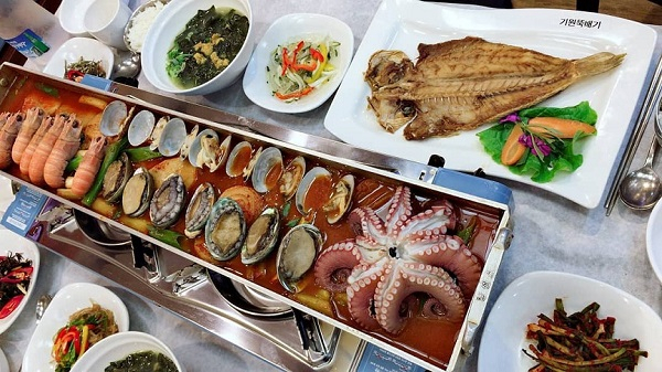 제주도 서귀포 중문 맛집 '기원뚝배기' 중문에서 입소문난 갈치조림에 옥돔구이 서비스