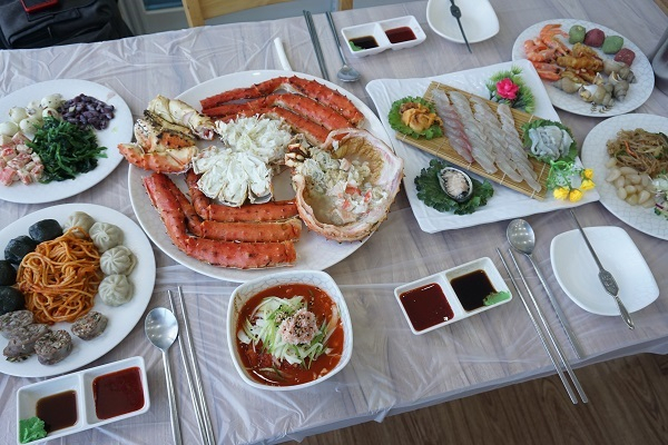 대게 주문하면 물회와 회가 따라오는 대포항맛집 '대포대게'