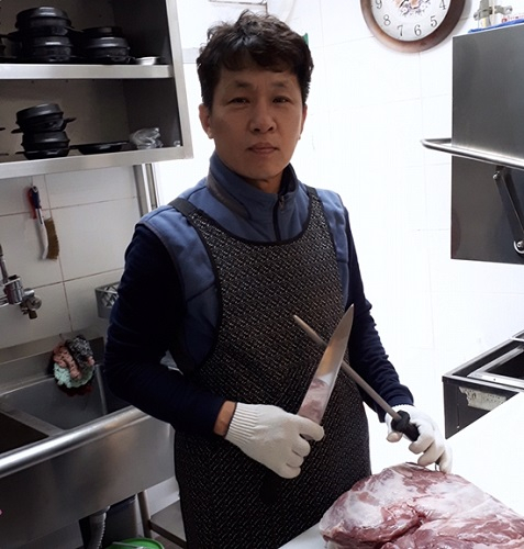 목동 맛집 모던주막 꿀꿀, 한돈 숙성 돼지고기에 멜젓과 갈치속젖으로 입맛 사로잡다