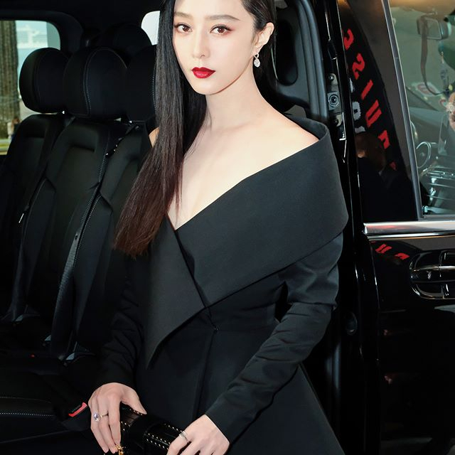 판빙빙, 초상권 침해 승소로 배상금 거액 받은 사실 알려져…탈세, 실종 등 판빙빙 근황 연일 실검