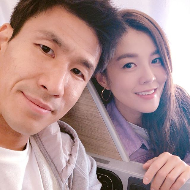 아내 사랑 '듬뿍' 정조국, 김성은 인스타그램 보니 애정 넘치는 집 일상에 누리꾼들 부러워...나이 차는?