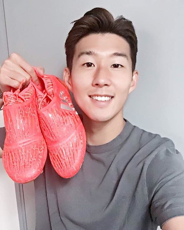 손흥민, 토트넘-카디프전 마치고 EPL 골 득점 순위 '훌쩍', 한 달만에 부진설 조용.. 평점·연봉 관심 폭주