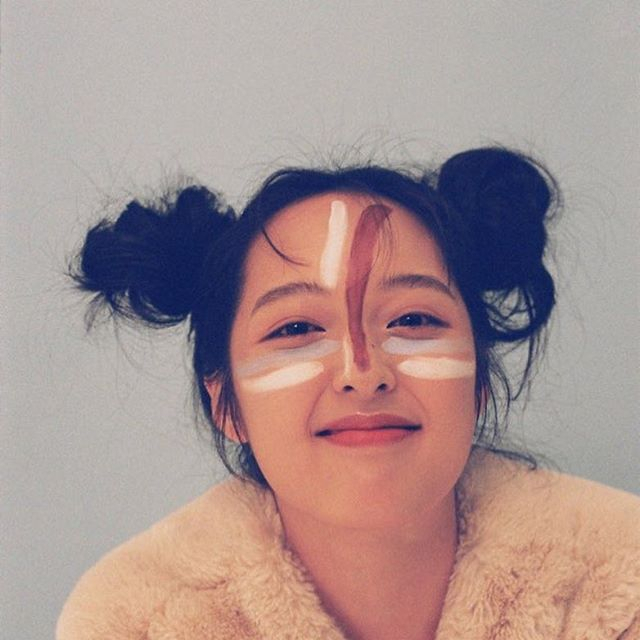 스카이캐슬 김보라, 설리 닮은꼴 선한 듯 악한 듯…'팔색조 매력' 김보라 카메라 밖에서는?