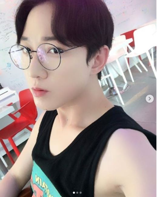 '유원' 데뷔→'진형' 활동…"사랑하는 내 신랑" 가수 진형 부인 김모씨 인스타그램에 밝힌 심경글