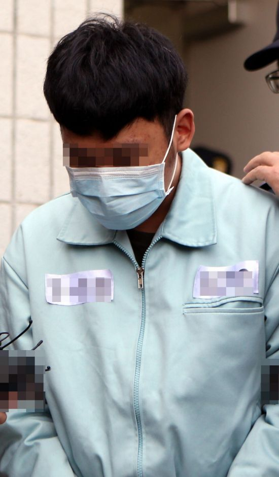 '거제 살인 사건' 20대男, 무기징역...'피묻은 운동화 공개하더니' 반성문 소용 없었다