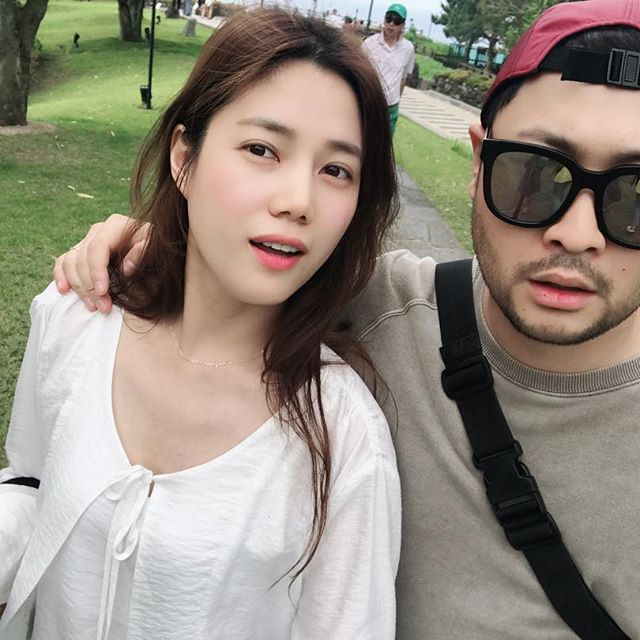 미쓰라진 부인 권다현, 인스타그램 보니 꿀 떨어지는 근황 '공복자들' 출연해 매력 발산하더니