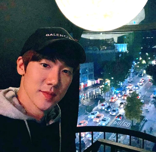 커피프렌즈 유연석 나이? 라운지 바도 운영중인 사장님...김종민♥황미나도 반한 루프탑 어디?