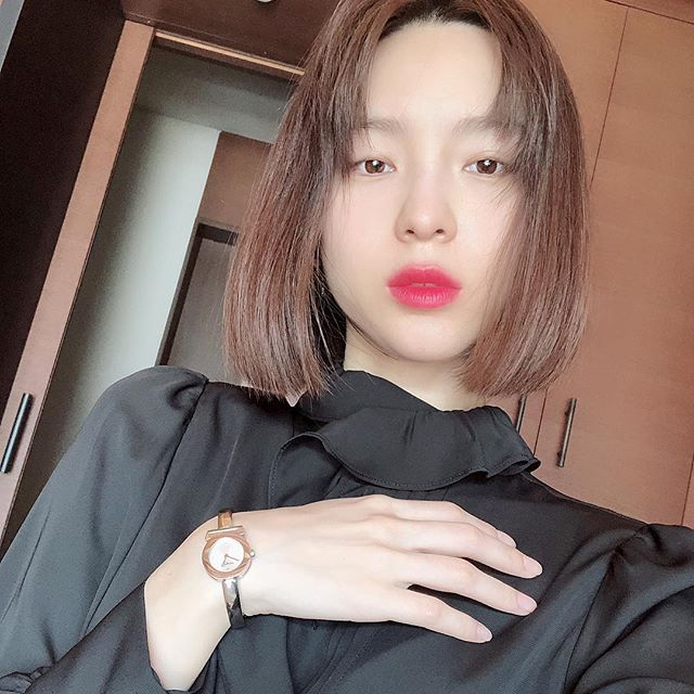 유명 연예인 아내들 중 '외모 1인자' 개코 부인, 연예인급 미모에 남편 팬들도 김수미 따라가
