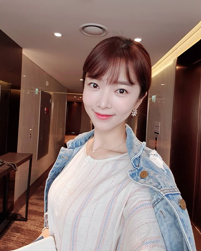 배슬기, "직접 비뇨기과서 진찰 지켜봐".. 이유는? 故신성일와의 베드신+노출에는 '힘들었다' 화제