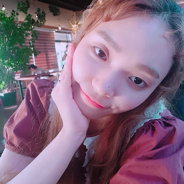이진아, 최강동안 꽃받침 후 '찰칵'..피아니스트 신성진이 찜한 외모, 나이차이는? 넌 나의 '달콤'
