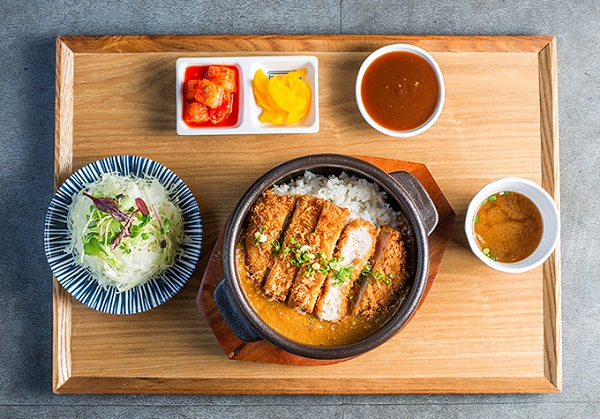 요즘 트랜드는 일본식 돈까스, 일본 최고 셰프의 요리전수 '호천당'