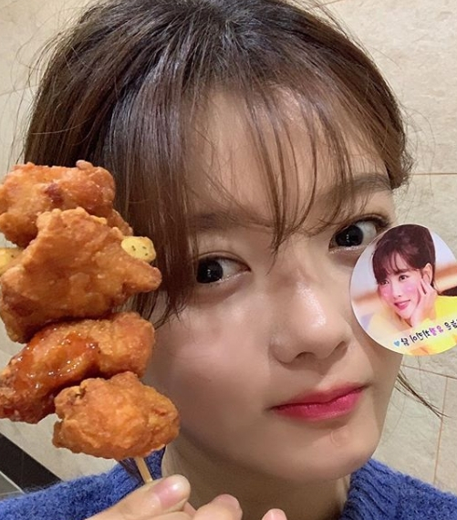 '초근접샷도 거뜬' 김유정, 일단 뜨겁게 청소하라(일뜨청) 22일 결방 아쉬움 달래
